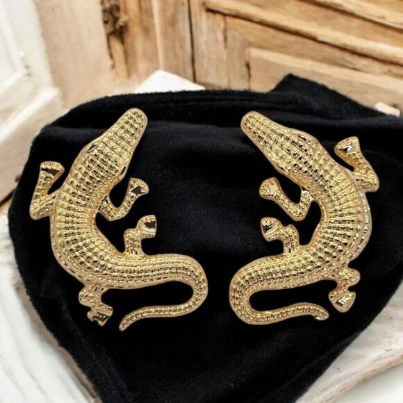 Boutique Jewelry - Florida Pet Earrings Alligator Crocodile Bayou Swamp Lizard Gold Large Stud Post